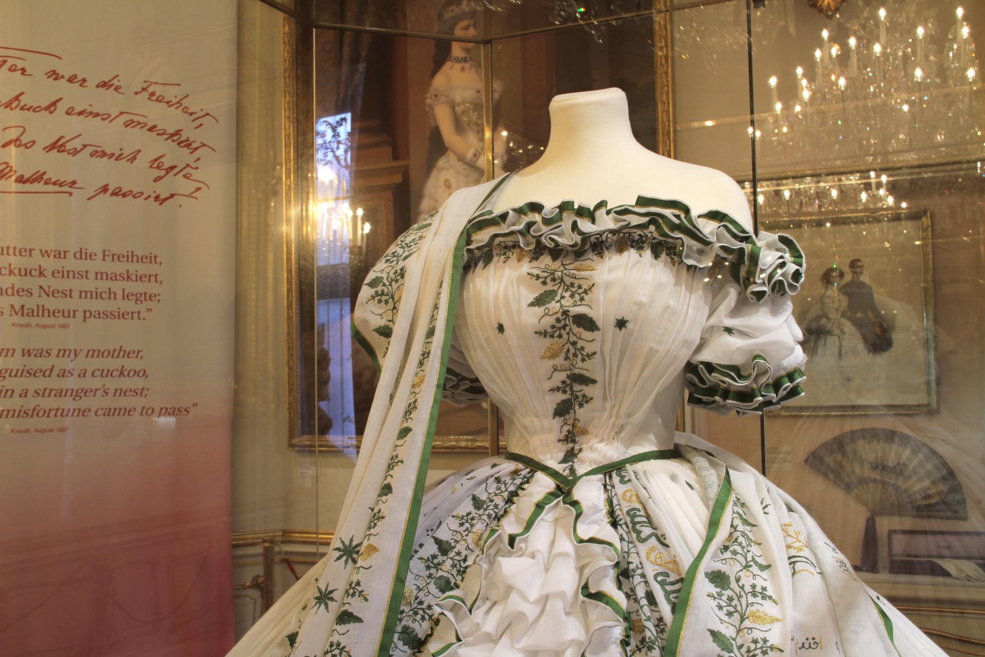Vestido de la Noche de Compromiso